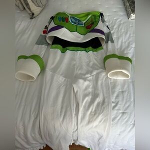 Disney Buzz Lightyear halloween costume size 7-8 kids